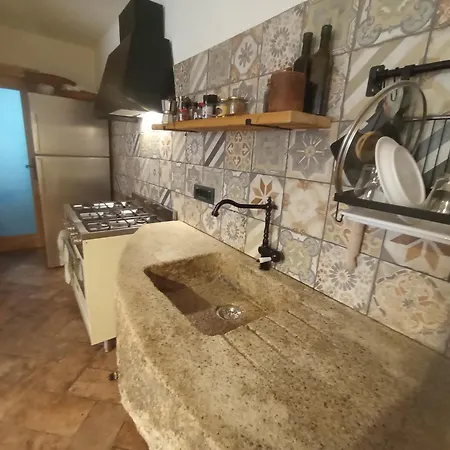 Da Elias בודוני